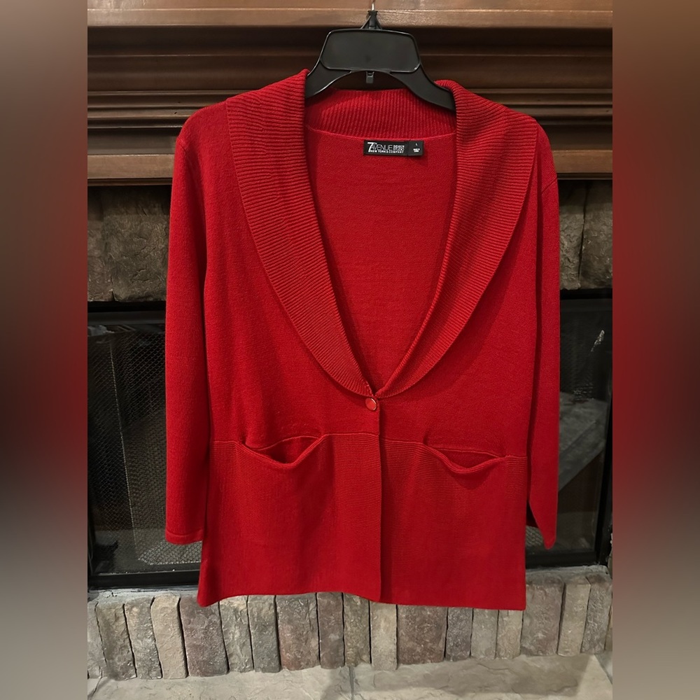 Red sweater blazer. Perfect condition. Size large.